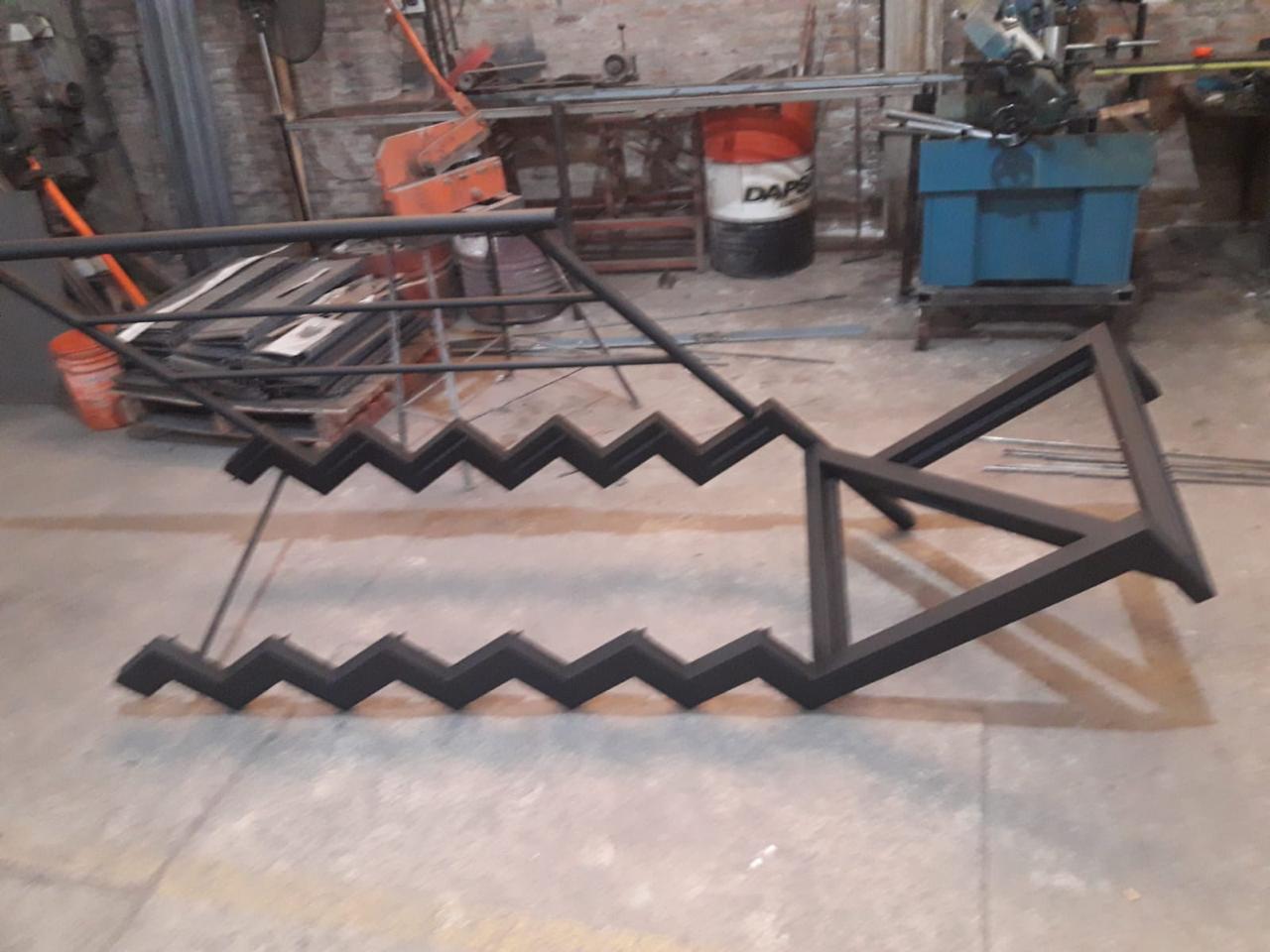 Escalera zig-zag